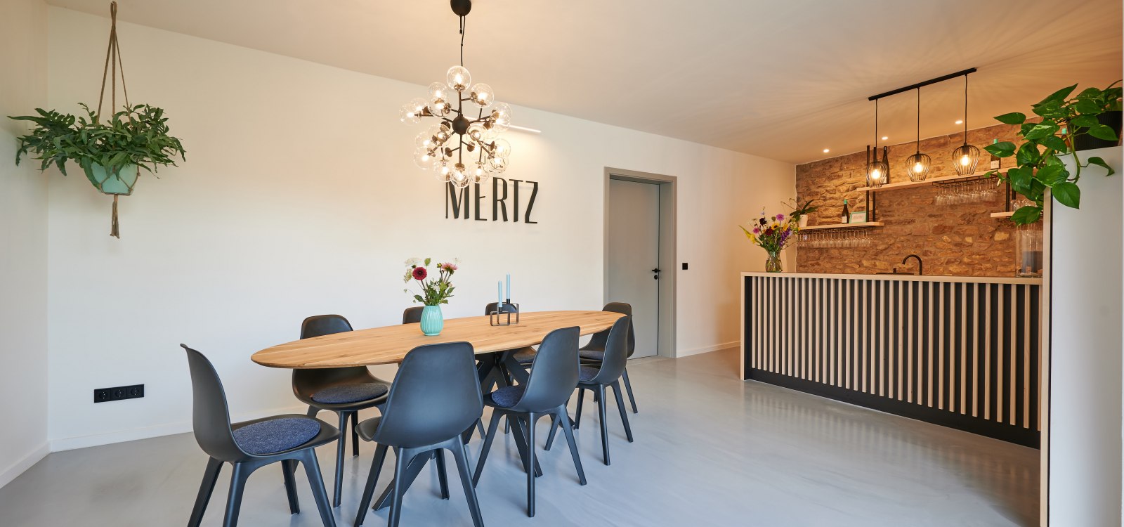 Vinothek Raumansicht, © Dirk Loeffelbein Vinothek Raumansicht, © Dirk Loeffelbein