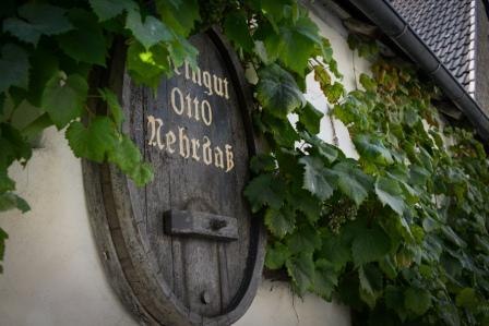 Weingut & Brennerei Otto Nehrbaß_Namenszug, © Weingut & Brennerei Otto Nehrbaß Weingut & Brennerei Otto Nehrbaß_Namenszug, © Weingut & Brennerei Otto Nehrbaß
