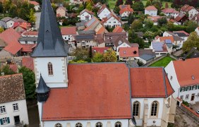 Katholische Pfarrkirche Drohne © Touristikverein Wonnegau e.V. Katholische Pfarrkirche Drohne © Touristikverein Wonnegau e.V.