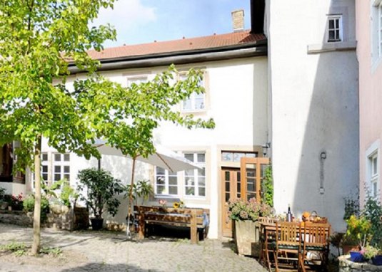 Innenhof © Maulbeerhof Innenhof © Maulbeerhof