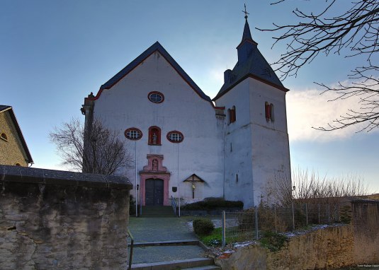 Katholische Kirche St. Johannes © Rainer Oppenheimer Katholische Kirche St. Johannes © Rainer Oppenheimer