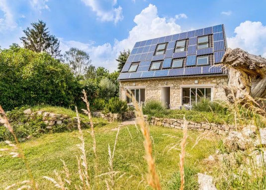 Blick vom Garten aufs Gartenhaus Blick vom Garten aufs Gartenhaus