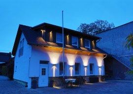 Außenansicht, Dämmerung Außenansicht, Dämmerung