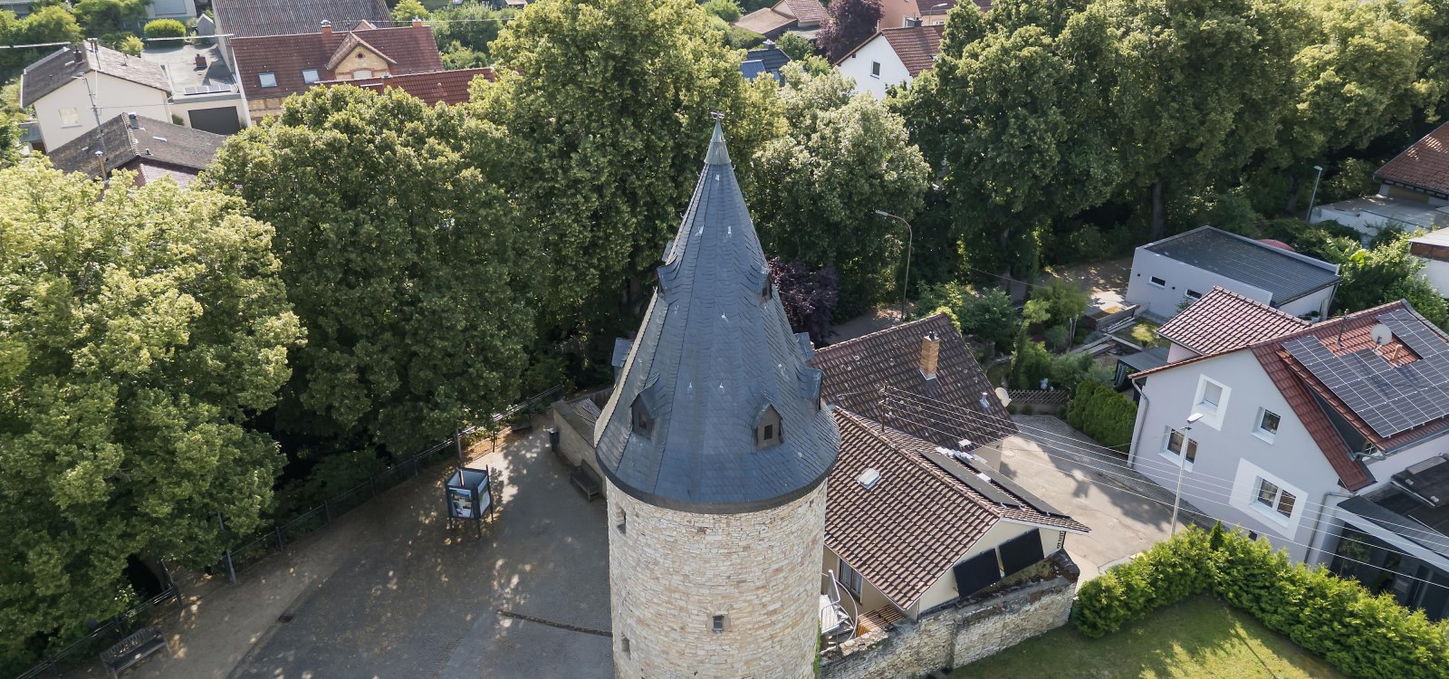 Luftaufnahme Graulturm, © Verbandsgemeinde Gau-Algesheim Luftaufnahme Graulturm, © Verbandsgemeinde Gau-Algesheim