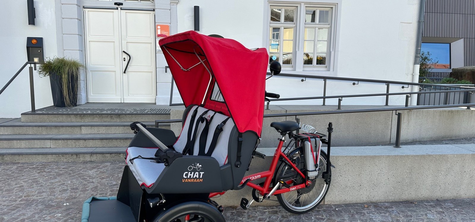 E-Rikscha steht zur Ausleihe bereit, © Tourist Information Alzeyer Land und Rheinhessische Schweiz E-Rikscha steht zur Ausleihe bereit, © Tourist Information Alzeyer Land und Rheinhessische Schweiz