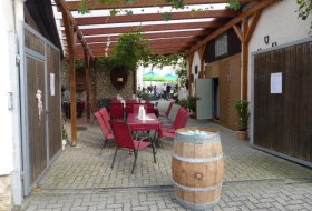 Weingut Maik Hahn © Weingut Maik Hahn Weingut Maik Hahn © Weingut Maik Hahn