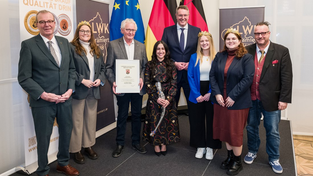 Ehrenpreis 2025 Weingut Villa Kerz, © LWK RLP/Carsten Costard Ehrenpreis 2025 Weingut Villa Kerz, © LWK RLP/Carsten Costard