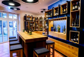 Vinothek Jakob Gerhardt © Clemens Hess Vinothek Jakob Gerhardt © Clemens Hess