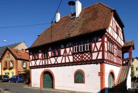 Rathaus Hohen-Sülzen © VG Monsheim Fotograf Carsten Costard Rathaus Hohen-Sülzen © VG Monsheim Fotograf Carsten Costard