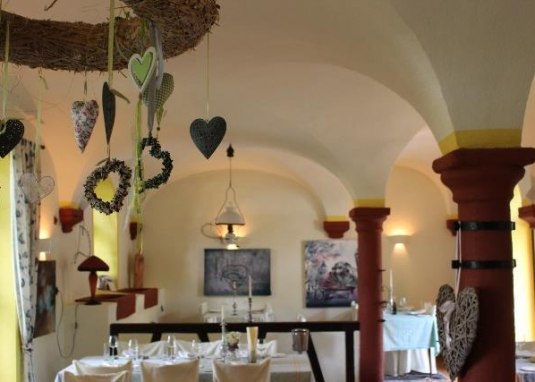 Restaurant Weingewölbe Bermersheim © Isabella Heider Restaurant Weingewölbe Bermersheim © Isabella Heider