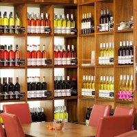 Vinothek Weingut Wedekind © Carsten Costard Vinothek Weingut Wedekind © Carsten Costard