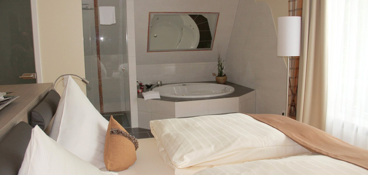 Bechtel_Zimmer Bechtel_Zimmer