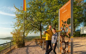 Brudersberg Schönste Weinsicht © Dominik Ketz, Rheinhessen-Touristik GmbH Brudersberg Schönste Weinsicht © Dominik Ketz, Rheinhessen-Touristik GmbH