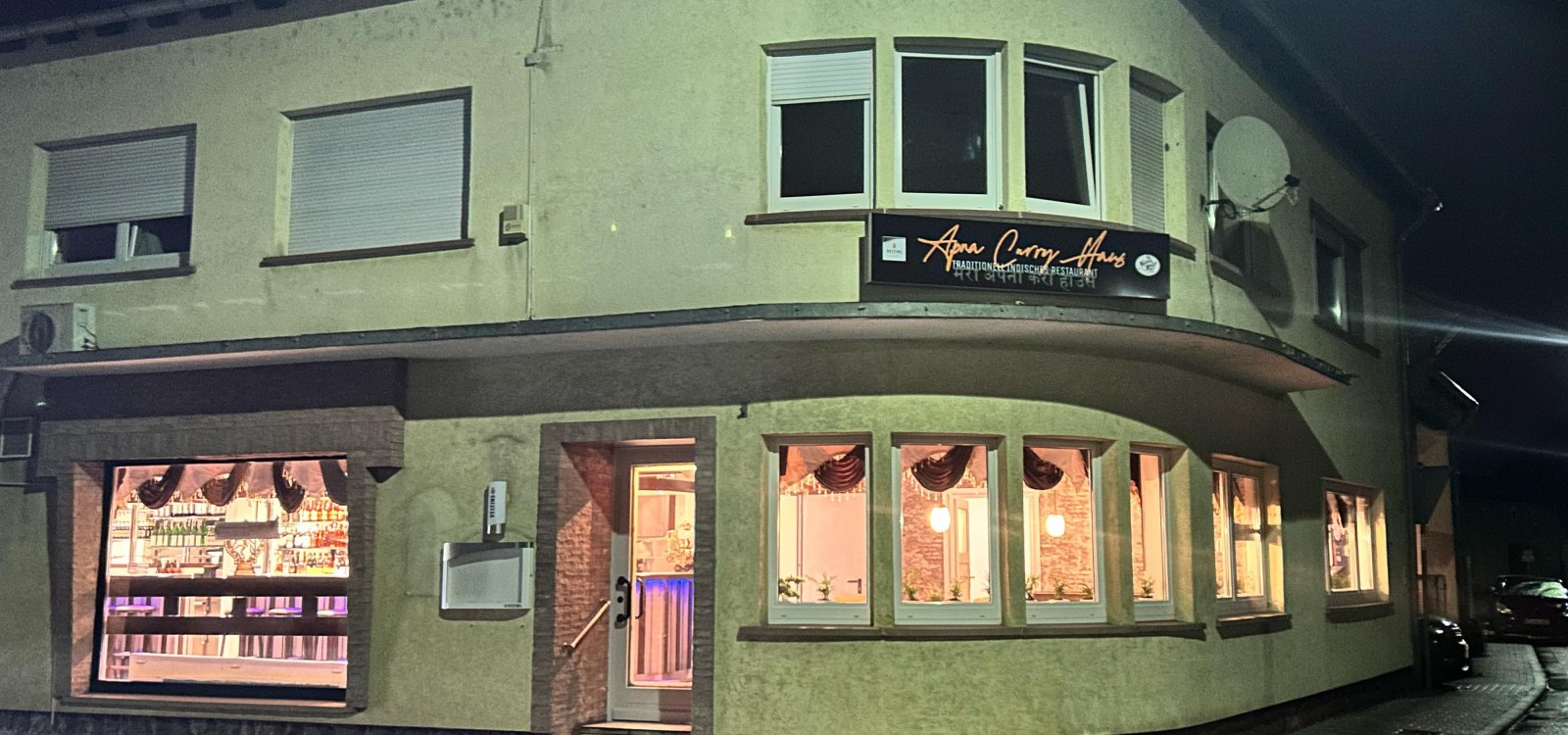 Apna Curry Haus Außenansicht, © Apna Curry Haus Apna Curry Haus Außenansicht, © Apna Curry Haus