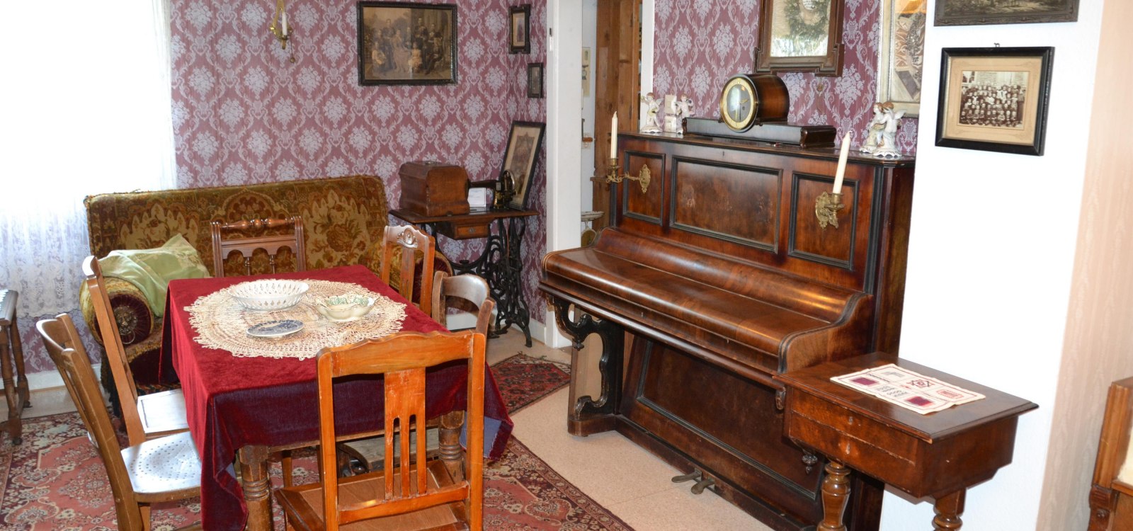 Wohnzimmer 1900, © Arnold Müller Wohnzimmer 1900, © Arnold Müller