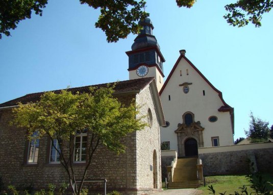 Ev. Kirche © Christian Schweizer Ev. Kirche © Christian Schweizer