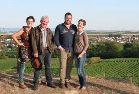 Weingut Groebe am Bergkloster_Familie © Weingut Groebe am Bergkloster Weingut Groebe am Bergkloster_Familie © Weingut Groebe am Bergkloster