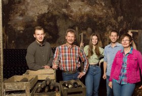 Weingut Bert Wechsler Erben_Familie © Weingut Bert Wechsler Erben Weingut Bert Wechsler Erben_Familie © Weingut Bert Wechsler Erben