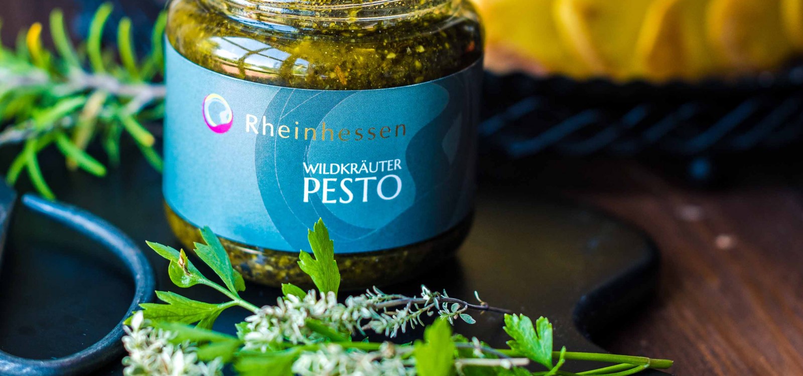 Wildkräuter Pesto, © Foodistas Wildkräuter Pesto, © Foodistas