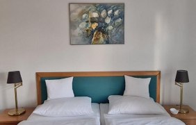 Doppelzimmer © Pia-Simone Weber Doppelzimmer © Pia-Simone Weber