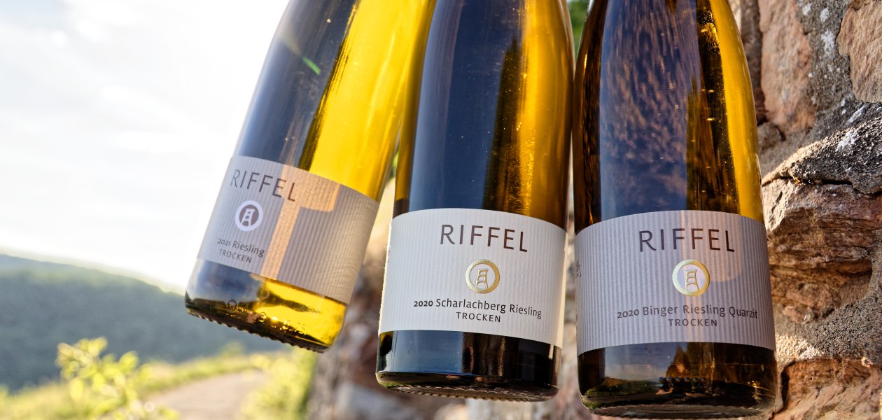 Weingut Riffel_Riesling Trio, © Weingut Riffel Weingut Riffel_Riesling Trio, © Weingut Riffel