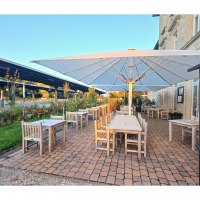 Terrasse Cafe Marijana © Goran Tomic Terrasse Cafe Marijana © Goran Tomic