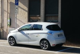 E Car Sharing Wallertheim © SOLIX ENERGIE aus Bürgerhand Rheinhessen eG E Car Sharing Wallertheim © SOLIX ENERGIE aus Bürgerhand Rheinhessen eG
