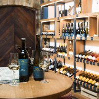 Weingut Posthof Doll&Göth Vinothek © Carsten Costard Weingut Posthof Doll&Göth Vinothek © Carsten Costard