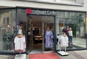 Street One © E. Theiss Street One © E. Theiss