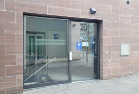 WC Parkhaus Neue Mitte © Stadt Ingelheim/uz WC Parkhaus Neue Mitte © Stadt Ingelheim/uz