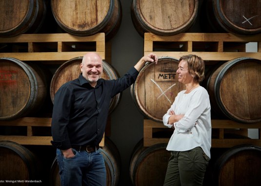 Jürgen Mett & Silke Weidenbach © Weingut Mett-Weidenbach Jürgen Mett & Silke Weidenbach © Weingut Mett-Weidenbach