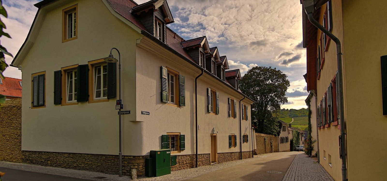Edelgasse/Ecke Stiegelgasse, © Rainer Oppenheimer/Stadt Ingelheim Edelgasse/Ecke Stiegelgasse, © Rainer Oppenheimer/Stadt Ingelheim