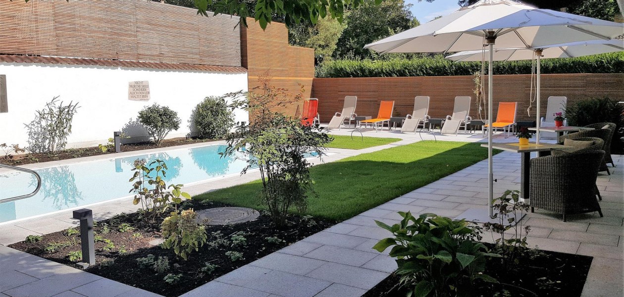 Wellnessbereich mit Pool Wellnessbereich mit Pool