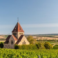 Kreuzkapelle bei Gau-Bickelheim 1 © Dominik Ketz Kreuzkapelle bei Gau-Bickelheim 1 © Dominik Ketz