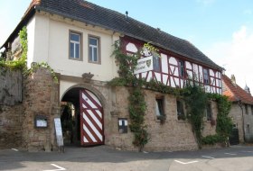 Kurpfälzer Amtshof © Kurpfälzer Amtshof Kurpfälzer Amtshof © Kurpfälzer Amtshof
