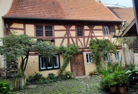 Ansicht vom Hof aus © Galerie unterm Maulbeerbaum Ansicht vom Hof aus © Galerie unterm Maulbeerbaum