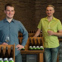Westwind Weine Vinothek Jochen und Thilo Hein © Ullrich Knapp Westwind Weine Vinothek Jochen und Thilo Hein © Ullrich Knapp