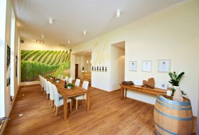 Weingut Scheffer_Innen © Weingut Scheffer Weingut Scheffer_Innen © Weingut Scheffer