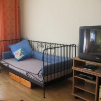 Wohnzimmer mit Zusatzbett © Metz Wohnzimmer mit Zusatzbett © Metz