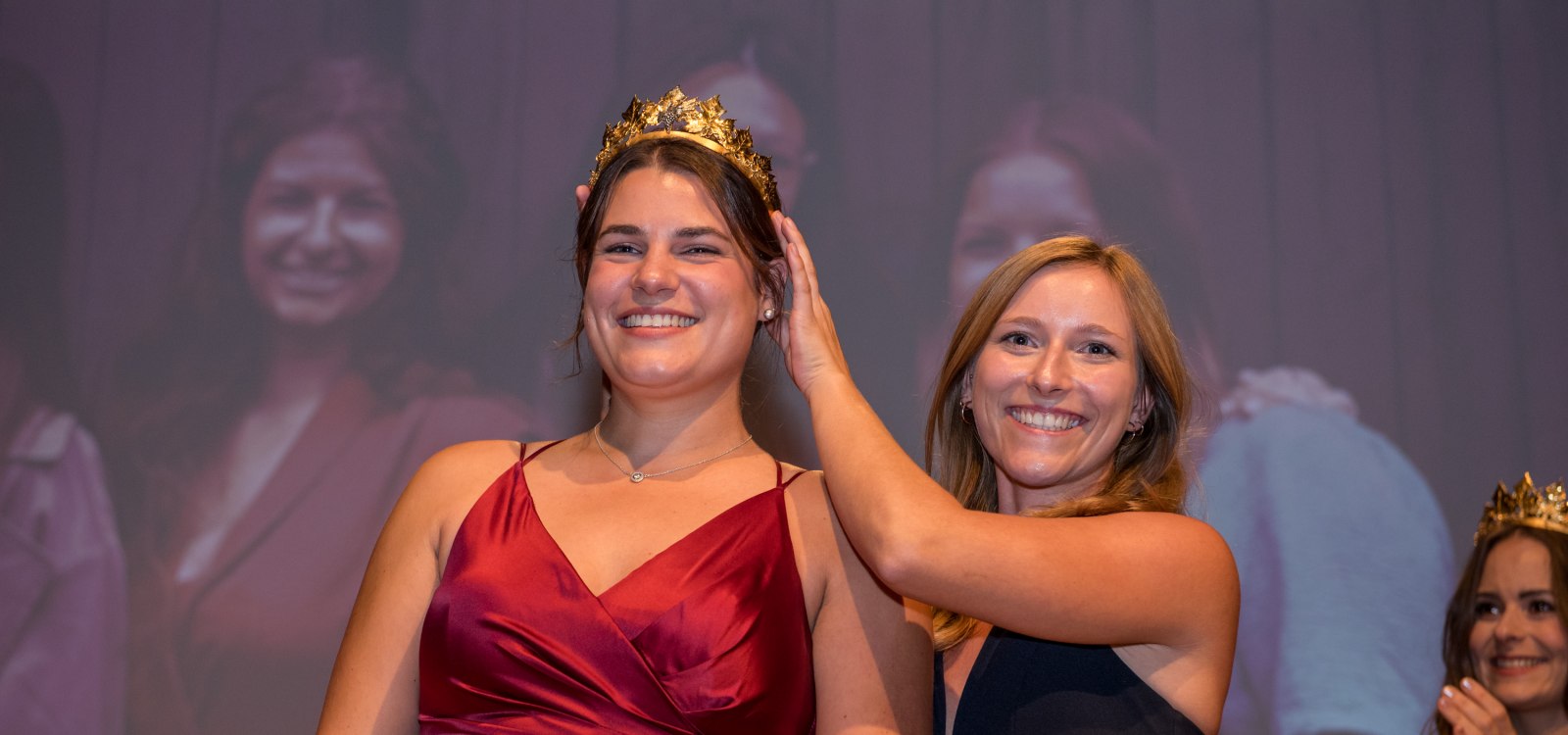 Kroning Annalena Baum Kroning Annalena Baum