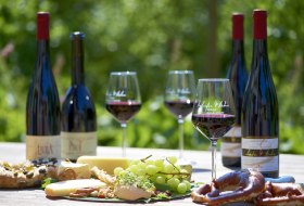 Weingut Schäfer & Sohn_Weine © Weingut Schäfer & Sohn Weingut Schäfer & Sohn_Weine © Weingut Schäfer & Sohn