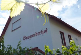 Burgunderhof Mergel_Gebäude © Burgunderhof Mergel Burgunderhof Mergel_Gebäude © Burgunderhof Mergel