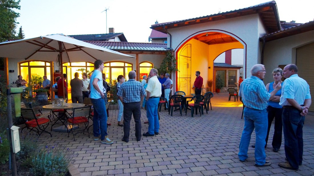 Weingut Volker & Kai Saulheimer_Innenhof, © Weingut Volker & Kai Saulheimer Weingut Volker & Kai Saulheimer_Innenhof, © Weingut Volker & Kai Saulheimer