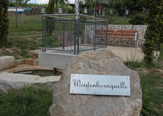 Weidenbornquelle Weidenbornquelle