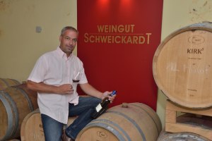 Weingut Schweickardt_Winzer 3, © Weingut Schweickardt Weingut Schweickardt_Winzer 3, © Weingut Schweickardt