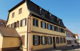 Ehemaliges Gasthaus "Zum Hirsch" © Stadt Ingelheim/uz Ehemaliges Gasthaus "Zum Hirsch" © Stadt Ingelheim/uz