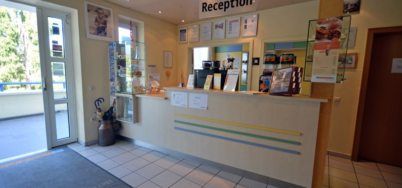 bad-kreuznach_reception, © De jeugdherbergen in Rijnland-Palts en Saarland bad-kreuznach_reception, © De jeugdherbergen in Rijnland-Palts en Saarland