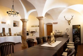 Weingut H. L. Menger Weingut H. L. Menger