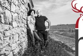 Weingut Hirschhof_Winzer © Weingut Hirschhof Weingut Hirschhof_Winzer © Weingut Hirschhof