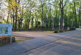 Wanderparkplatz Bismarckturm © Stadt Ingelheim_uz Wanderparkplatz Bismarckturm © Stadt Ingelheim_uz